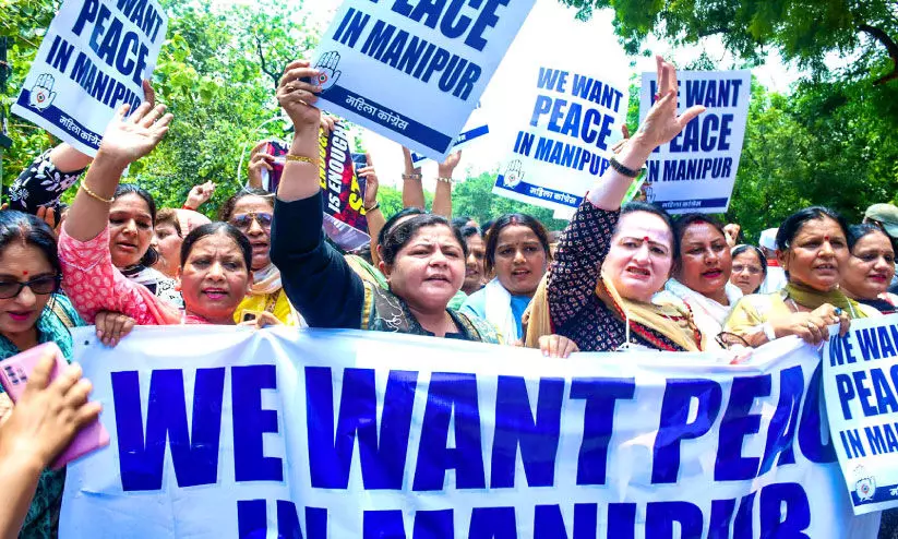 ഗുസ്തി താരങ്ങൾക്കു പിന്നാലെ, പേക്കിനാവായി മണിപ്പൂർ യുവതികൾ ഗുസ്തി താരങ്ങൾക്കു പിന്നാലെ, പേക്കിനാവായി മണിപ്പൂർ യുവതികൾ