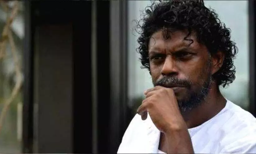 Malayalam film industry  to take action against Vinayakan For   controversy Statement about  Oommen Chandy