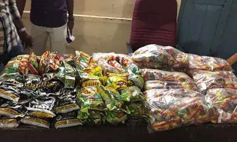 മംഗളൂരുവിൽ പിടികൂടിയ ലഹരി ചോക്ലേറ്റ് ഉറവിടം യു.പി എന്ന് സൂചന മംഗളൂരുവിൽ പിടികൂടിയ ലഹരി ചോക്ലേറ്റ് ഉറവിടം യു.പി എന്ന് സൂചന