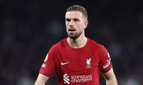 ഹെൻഡേഴ്സനും സൗദി ലീഗിലേക്ക്? ‘മധ്യനിര തകർന്ന്’ ലിവർപൂൾ