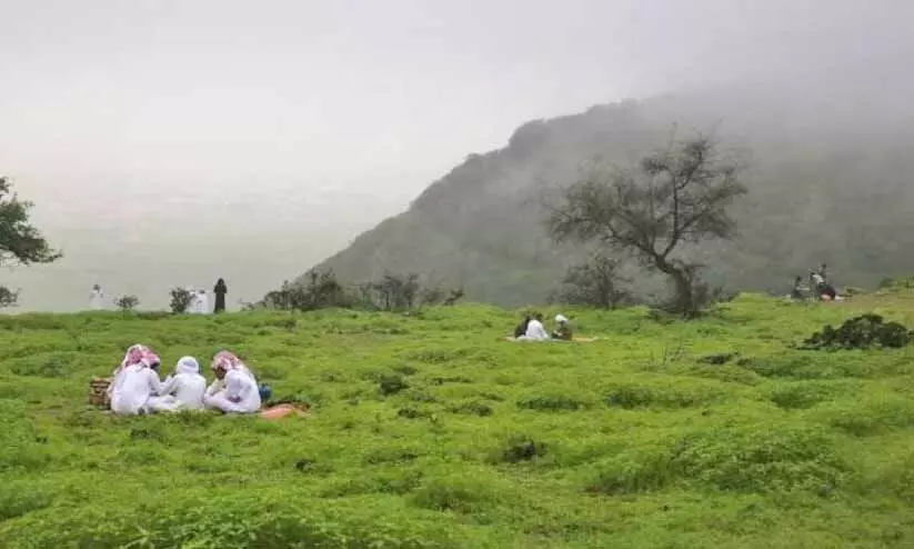 ​പൊ​തു അ​വ​ധി​; സലാലയിൽ​ എത്തിയത്​ നിരവധിപേർ
