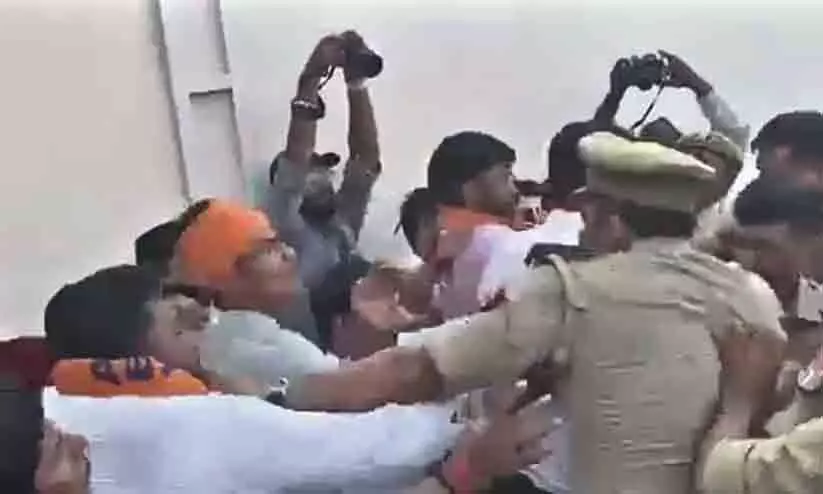 ABVP members attack university officials, police in UP