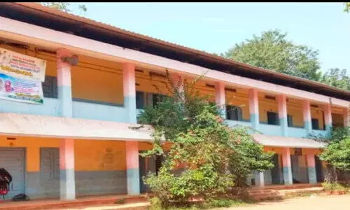 അറിവിലേക്ക് വാതിൽ തുറന്ന വിദ്യാലയത്തിന് അരനൂറ്റാണ്ട് അറിവിലേക്ക് വാതിൽ തുറന്ന വിദ്യാലയത്തിന് അരനൂറ്റാണ്ട്