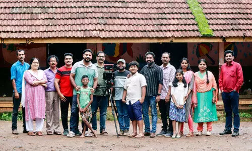 താളംപിടിച്ച ശിഷ്യനും പാട്ടുപാടിയ ഗുരുവും നടന്നുകയറിയത് സിനിമയിലേക്ക്