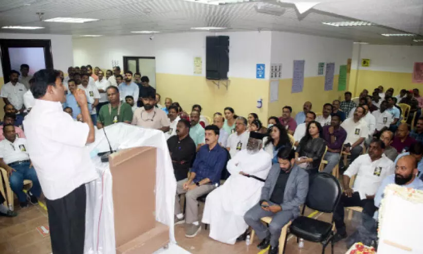 കുവൈത്ത്: ഉമ്മൻ ചാണ്ടിയുടെ നിര്യാണത്തിൽ അനുശോചനം കുവൈത്ത്: ഉമ്മൻ ചാണ്ടിയുടെ നിര്യാണത്തിൽ അനുശോചനം