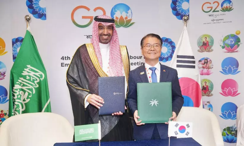 സൗ​ദി, കൊ​റി​യ​ൻ തൊ​ഴി​ൽ മ​ന്ത്രാ​ല​യ​ങ്ങ​ൾ ധാ​ര​ണ​പ​ത്രം ഒ​പ്പു​വെ​ച്ചു