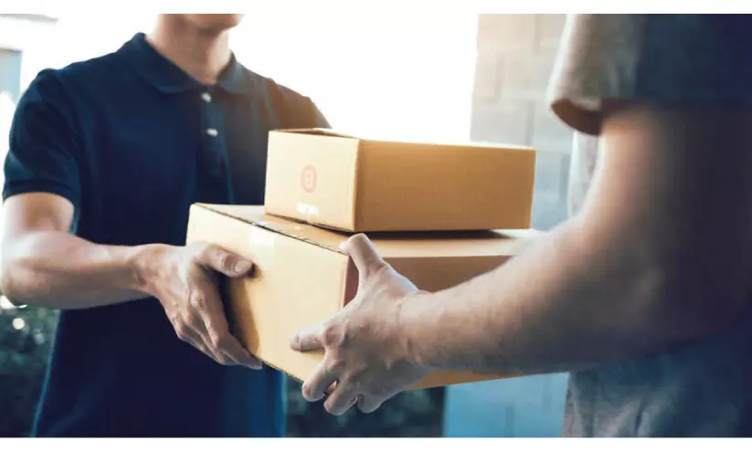 അന്താരാഷ്ട്ര വ്യാപാര സ്ഥാപനങ്ങൾക്ക് അനുമതി; ഉപഭോക്താക്കൾ ഉൽപന്നങ്ങളേറ്റുവാങ്ങാൻ വൈകിയാൽ വിൽപനക്കരാർ റദ്ദാക്കാം അന്താരാഷ്ട്ര വ്യാപാര സ്ഥാപനങ്ങൾക്ക് അനുമതി; ഉപഭോക്താക്കൾ ഉൽപന്നങ്ങളേറ്റുവാങ്ങാൻ വൈകിയാൽ വിൽപനക്കരാർ റദ്ദാക്കാം