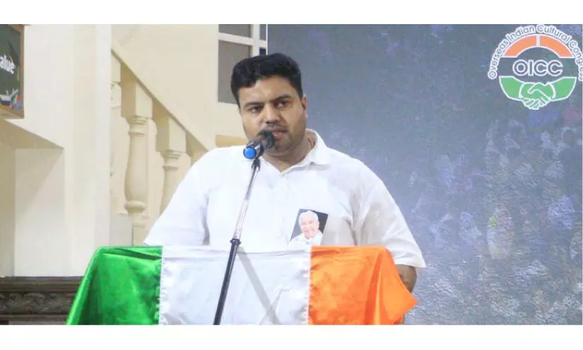 ഉ​മ്മ​ൻ ചാ​ണ്ടി​യു​ടെ ഓ​ർ​മ​യി​ൽ പ്ര​വാ​സി​ സ​മൂ​ഹം