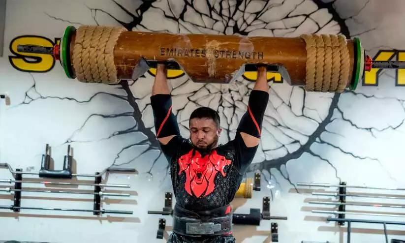 ക​രു​ത്ത​രു​ടെ ലോ​ക​ത്ത്​ഉ​രു​ക്കി​ന്‍റെ ശ​ക്​​തി​കാ​ട്ടി മ​ല​യാ​ളി