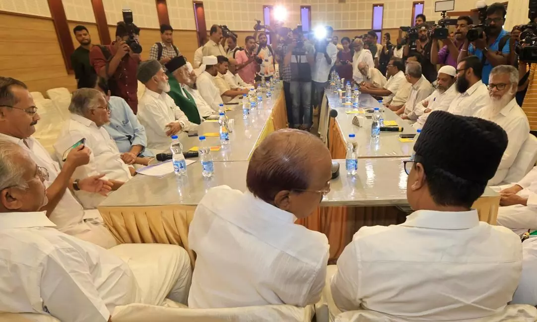 ഏക സിവിൽകോഡ് സെമിനാറുമായി മുസ്ലിം കോ ഓർഡിനേഷനും; സി.പി.എമ്മിനും ക്ഷണം ഏക സിവിൽകോഡ് സെമിനാറുമായി മുസ്ലിം കോ ഓർഡിനേഷനും; സി.പി.എമ്മിനും ക്ഷണം