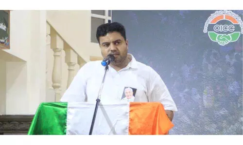 ഉ​മ്മ​ൻ ചാ​ണ്ടി​യു​ടെ ഓ​ർ​മ​യി​ൽ പ്ര​വാ​സി​ സ​മൂ​ഹം