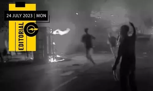 ധാ​ർ​മി​ക​ബ​ലം ന​ഷ്ട​പ്പെ​ട്ട ഡ​ബ്ൾ എ​ൻ​ജി​ൻ