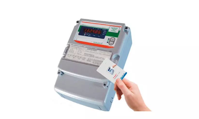 കെ.എസ്.ഇ.ബി സ്മാർട്ട് മീറ്റർ പദ്ധതി; തിരിച്ചുപോക്ക് എൽ.ഡി.എഫ് പ്രകടനപത്രികയിലെ വാഗ്ദാനത്തിൽനിന്ന് കെ.എസ്.ഇ.ബി സ്മാർട്ട് മീറ്റർ പദ്ധതി; തിരിച്ചുപോക്ക് എൽ.ഡി.എഫ് പ്രകടനപത്രികയിലെ വാഗ്ദാനത്തിൽനിന്ന്