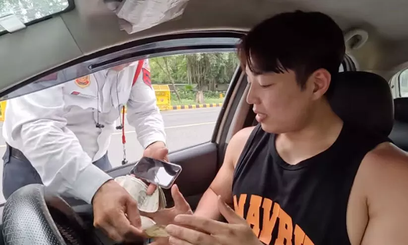 delhi traffic police 9898