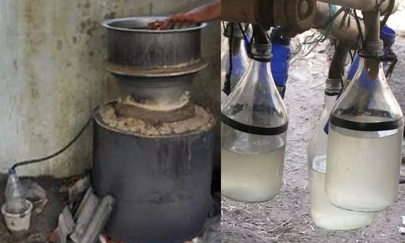 കുളിമുറിയിൽ ചാരായം വാറ്റുന്നതിനിടെ മധ്യവയസ്കൻ പിടിയിൽ