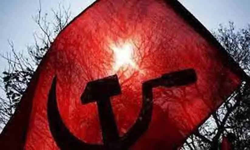 വാളത്തോടിൽ വീണ്ടും മാവോവാദി പോസ്റ്റർ പതിച്ചു; അഞ്ചംഗ സായുധ സംഘമാണ് ടൗണിൽ എത്തിയത് വാളത്തോടിൽ വീണ്ടും മാവോവാദി പോസ്റ്റർ പതിച്ചു; അഞ്ചംഗ സായുധ സംഘമാണ് ടൗണിൽ എത്തിയത്