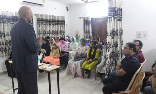 ഉ​ന്ന​ത​വി​ജ​യം നേ​ടി​യ​വ​രെ വി.​സി.​ഇ.​ടി ആ​ദ​രി​ച്ചു