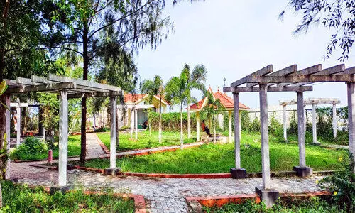 കൺനിറയെ കാഴ്ചകളുമായി തോട്ടപ്പള്ളി