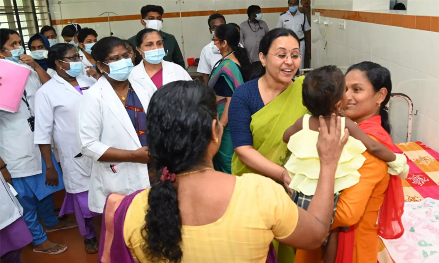 എടുത്തെറിഞ്ഞ കുഞ്ഞിനെ രക്ഷപ്പെടുത്തി തിരുവനന്തപുരം മെഡിക്കല്‍ കോളജ്