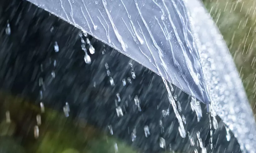 വീണ്ടും മഴ വരുന്നു; ന്യൂനമര്‍ദ സാധ്യത, അഞ്ച് ദിവസത്തെ മഴ മുന്നറിയിപ്പ്...