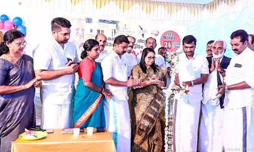 11 വില്ലേജ് ഓഫിസുകൂടി സ്മാര്ട്ടായി; ആറെണ്ണത്തിന്റെ നിർമാണം പുരോഗമിക്കുന്നു 11 വില്ലേജ് ഓഫിസുകൂടി സ്മാര്ട്ടായി; ആറെണ്ണത്തിന്റെ നിർമാണം പുരോഗമിക്കുന്നു