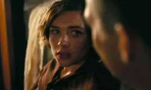 Oppenheimer: Nude Florence Pugh covered in black dress in India