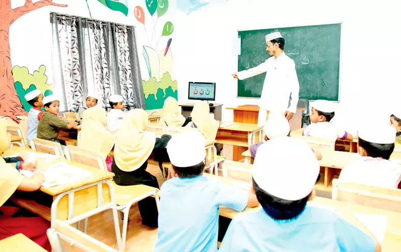 മദ്റസ അധ്യാപകർക്ക് വേതനം നൽകുന്നത് സർക്കാറെന്ന് വീണ്ടും​ വ്യാജപ്രചാരണം