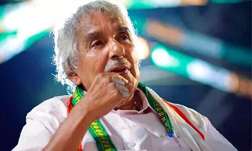 സോളാറിൽ ഉമ്മൻ ചാണ്ടിയെ കുടുക്കിയതാര്​?