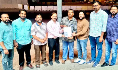 മാ​ന​സി​കാ​സ്വാ​സ്ഥ്യം നേ​രി​ട്ട യു​വാ​വി​ന്​ സു​മ​ന​സ്സു​ക​ളു​ടെ തു​ണ