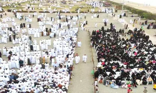 അ​ൽ അ​ഷ്‌​ഖ​റ ഫെ​സ്റ്റി​വ​ലി​ന്​ തി​ര​ശ്ശീ​ല; എ​ത്തി​യ​ത്​ 2.2 ലക്ഷം പേ​ർ