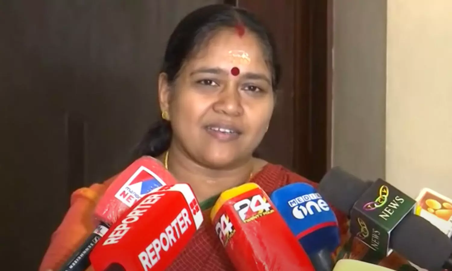 എന്നെ ഊരുവിലക്കാൻ നട്ടെല്ലുള്ള ഒരു രാഷ്ട്രീയക്കാരനും കേരളത്തിലില്ല -ശോഭ സുരേന്ദ്രൻ