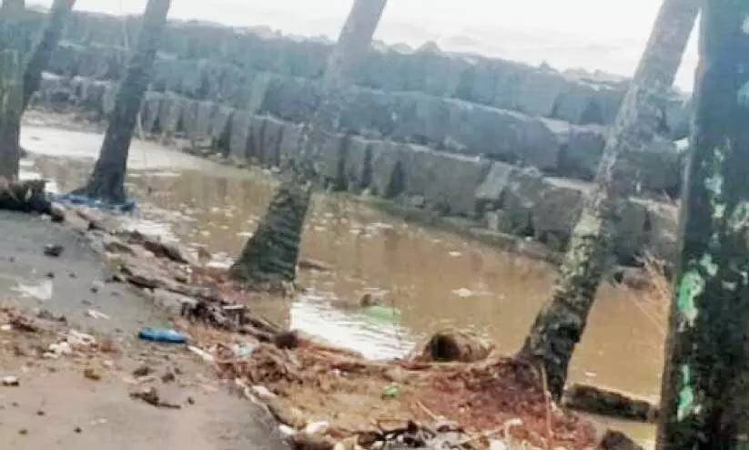 break water break water