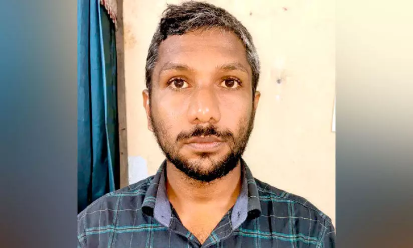 വിവാഹവാഗ്ദാനം നൽകി വീട്ടമ്മയെ പീഡിപ്പിച്ച കേസിൽ യുവാവ് അറസ്റ്റിൽ വിവാഹവാഗ്ദാനം നൽകി വീട്ടമ്മയെ പീഡിപ്പിച്ച കേസിൽ യുവാവ് അറസ്റ്റിൽ