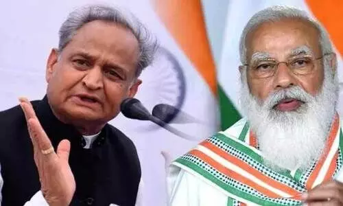 Ashok Gehlot, PM Modi