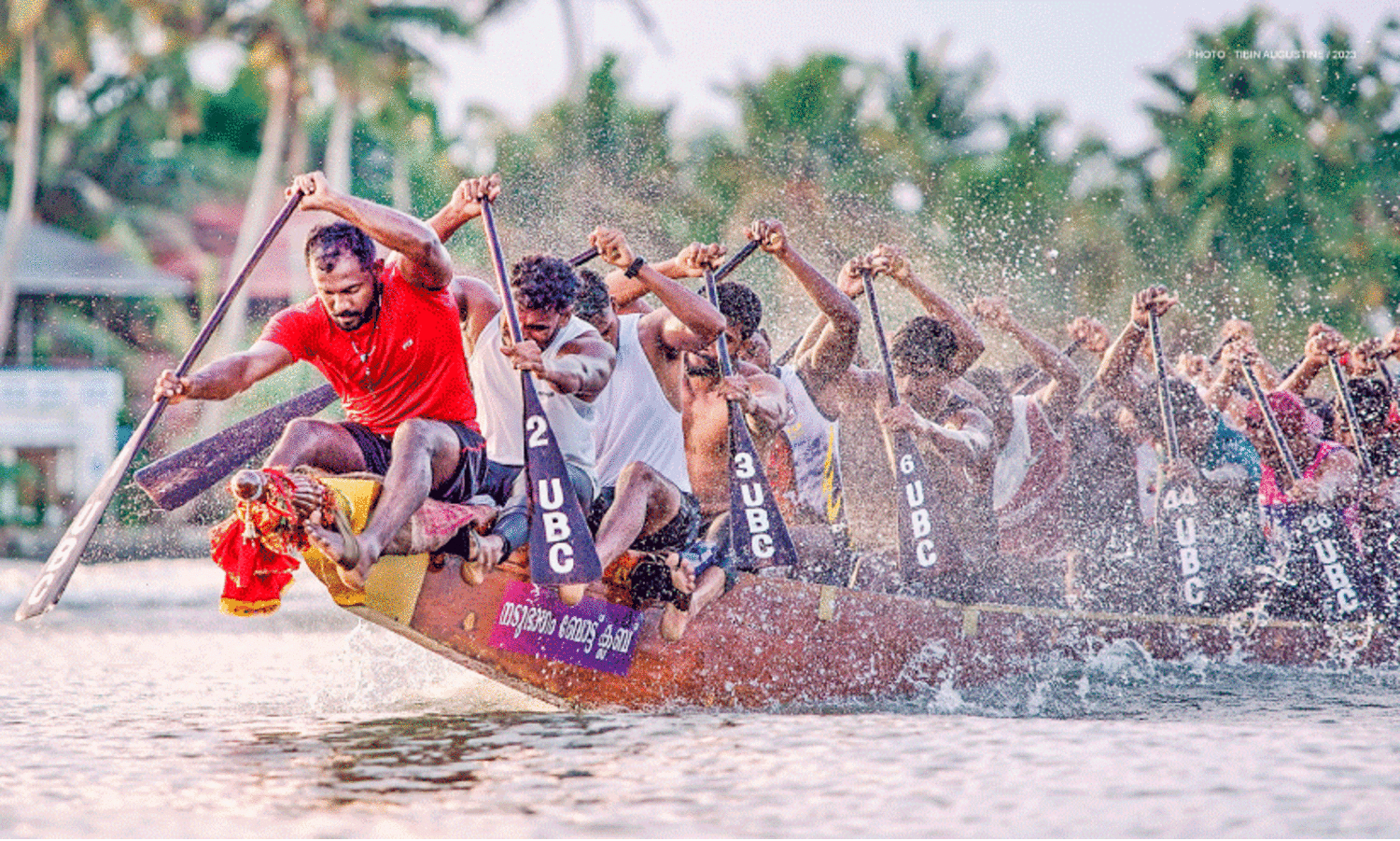 ചരിത്രത്തിലേറി  ‘നടുഭാഗം ചുണ്ടൻ’; ഉശിരുകാട്ടാൻ ആദ്യ ജേതാക്കൾ