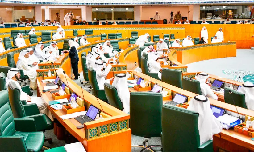 ദേശീയ അസംബ്ലി അംഗീകാരം നൽകി; പൊതുതെരഞ്ഞെടുപ്പ് നടത്താൻ ഇനി തെരഞ്ഞെടുപ്പ് കമീഷൻ