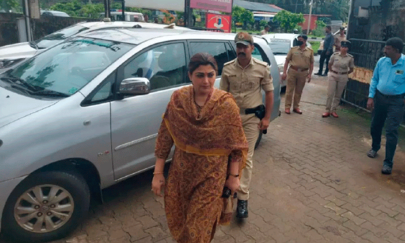 ഉഡുപ്പി കോളജിൽ സഹപാഠിയുടെ ദൃശ്യങ്ങൾ പകർത്തിയ സംഭവം: സാമുദായിക നിറം നൽകരുത് -ഖുശ്ബു