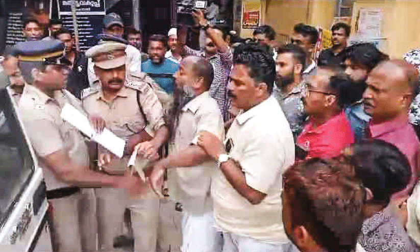 ഭാര്യയെ കൊന്ന കേസ്: പ്രതിയെ പിടികൂടുന്നതിൽ നിർണായകമായത് ഫോൺവിളി ഭാര്യയെ കൊന്ന കേസ്: പ്രതിയെ പിടികൂടുന്നതിൽ നിർണായകമായത് ഫോൺവിളി