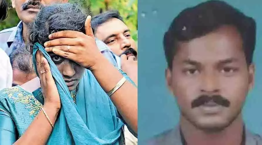 NOUSHAD AND WIFE AFSANA