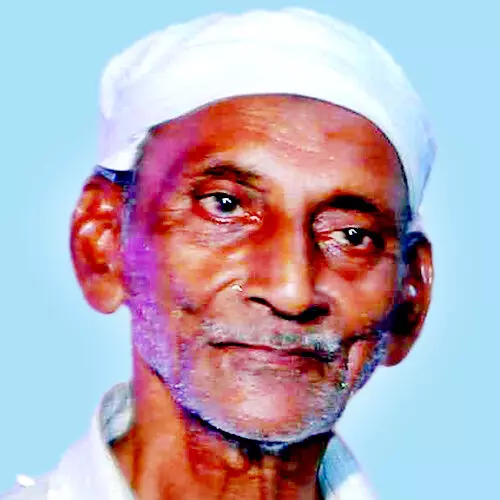 അ​ക്ബ​റ​ലി