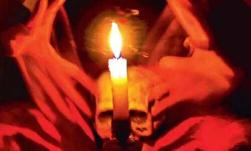 ജി​ന്ന്​ രാ​ജാ​വ്’​ അ​ധീ​ന​ത​യി​ലു​ണ്ടെ​ന്ന്​ വി​ശ്വ​സി​പ്പി​ച്ച് ദു​ർ​മ​ന്ത്ര​വാ​ദം; യു.​എ.​ഇ​യി​ൽ ഏ​ഴു​പേ​ർ​ക്ക്​ ത​ട​വും 50,000 ദി​ർ​ഹം പി​ഴ​യും