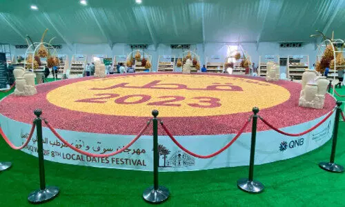 സൂ​ഖി​ൽ ഇ​നി ഈ​ത്ത​പ്പ​ഴ​നാ​ളു​ക​ൾ