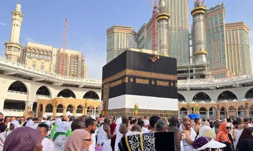 ഉം​റ സേ​വ​നം; ലൈ​സ​ൻ​സി​ന്​ അ​പേ​ക്ഷ സ്വീ​ക​രി​ച്ചു​തു​ട​ങ്ങി