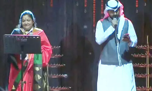 മ​ല​യാ​ളി​ക​ളു​ടെ മ​ഞ്ഞ​ൾ പ്ര​സാ​ദം; കെ.​എ​സ്. ചി​ത്ര​യു​ടെ 60ാം പി​റ​ന്നാ​ൾ ആ​ഘോ​ഷി​ച്ച് പ്ര​വാ​സ​ലോ​ക​വും