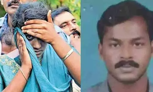 NOUSHAD AND WIFE AFSANA