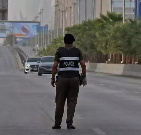 സൗദിയിൽ ഒരാഴ്ചയ്ക്കിടെ 13,308 നിയമലംഘകർ അറസ്റ്റിൽ സൗദിയിൽ ഒരാഴ്ചയ്ക്കിടെ 13,308 നിയമലംഘകർ അറസ്റ്റിൽ