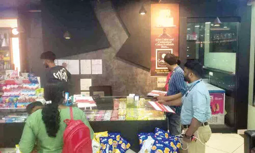 ഭക്ഷണശാലകളിൽ രാത്രികാല പരിശോധന; 12 സ്ഥാപനങ്ങൾക്ക് പിഴയിട്ടു