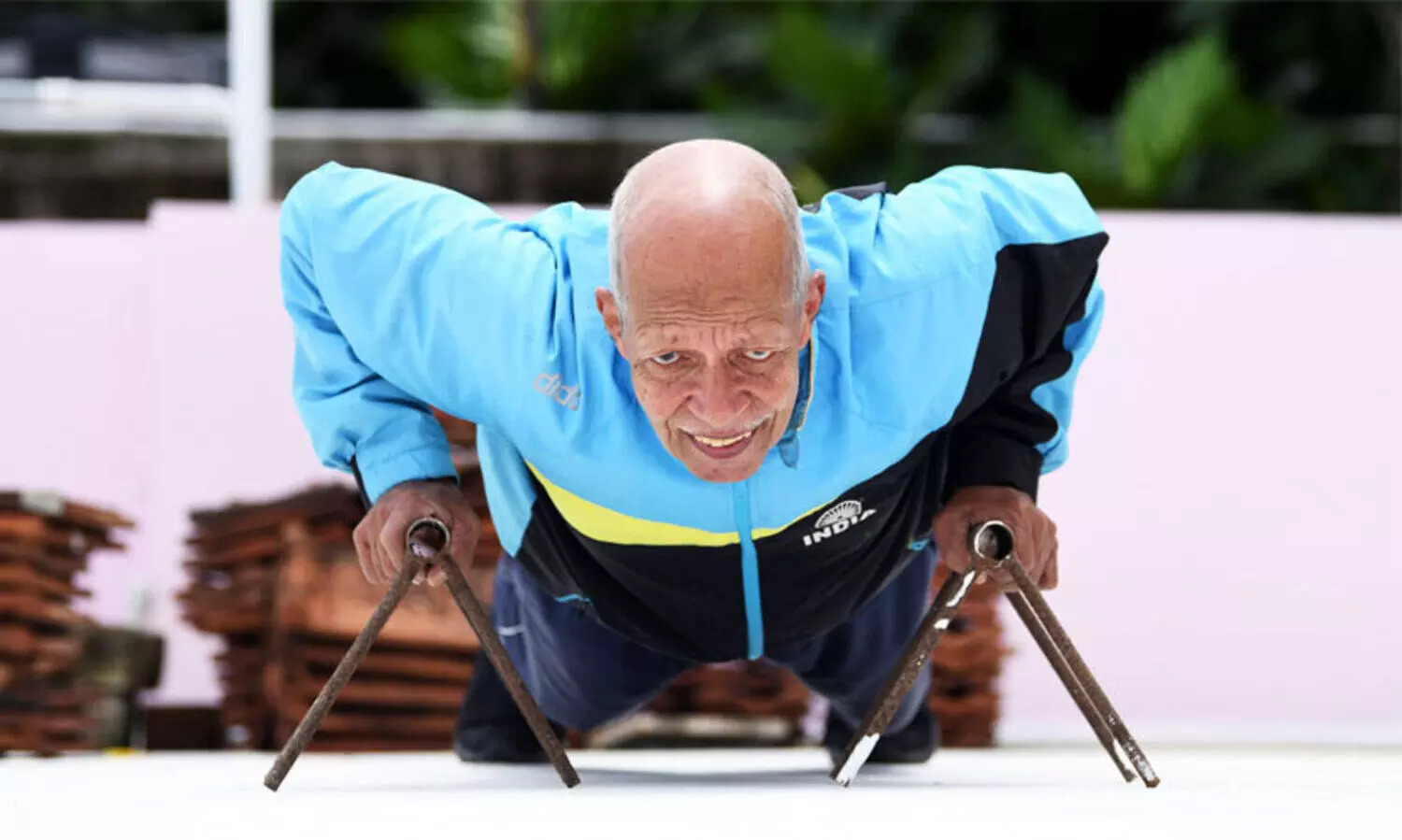 ഡബിൾ സ്ട്രാങ് ശ്രീനിവാസൻ