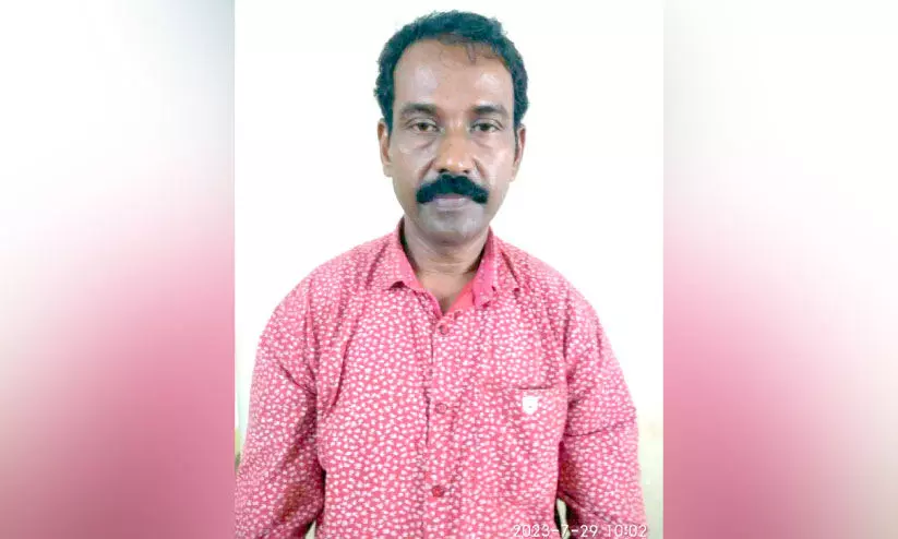 വയോധികയെ വീടുകയറി ആക്രമിച്ച്​ ആഭരണം കവർന്ന പ്രതി പിടിയിൽ ഒ​മ്പ​ത്​ പ​വ​നാ​ണ്​ ക​വ​ർ​ന്ന​ത്​