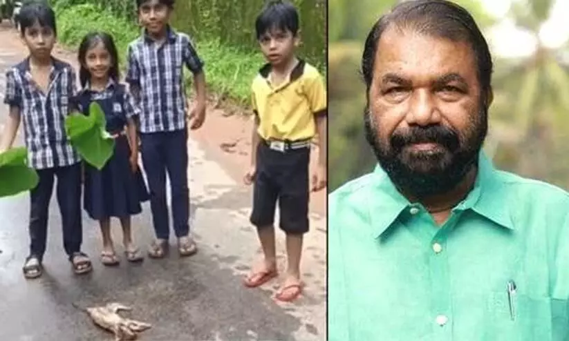 ‘കുഞ്ഞുങ്ങളെ, നിങ്ങള് കാണിക്കുന്ന സ്നേഹം, കരുണ എന്നിവയൊക്കെ പകരം വെയ്ക്കാന് ഇല്ലാത്തതാണ്’; വിദ്യാർഥികളെ അഭിനന്ദിച്ച് മന്ത്രി ‘കുഞ്ഞുങ്ങളെ, നിങ്ങള് കാണിക്കുന്ന സ്നേഹം, കരുണ എന്നിവയൊക്കെ പകരം വെയ്ക്കാന് ഇല്ലാത്തതാണ്’; വിദ്യാർഥികളെ അഭിനന്ദിച്ച് മന്ത്രി